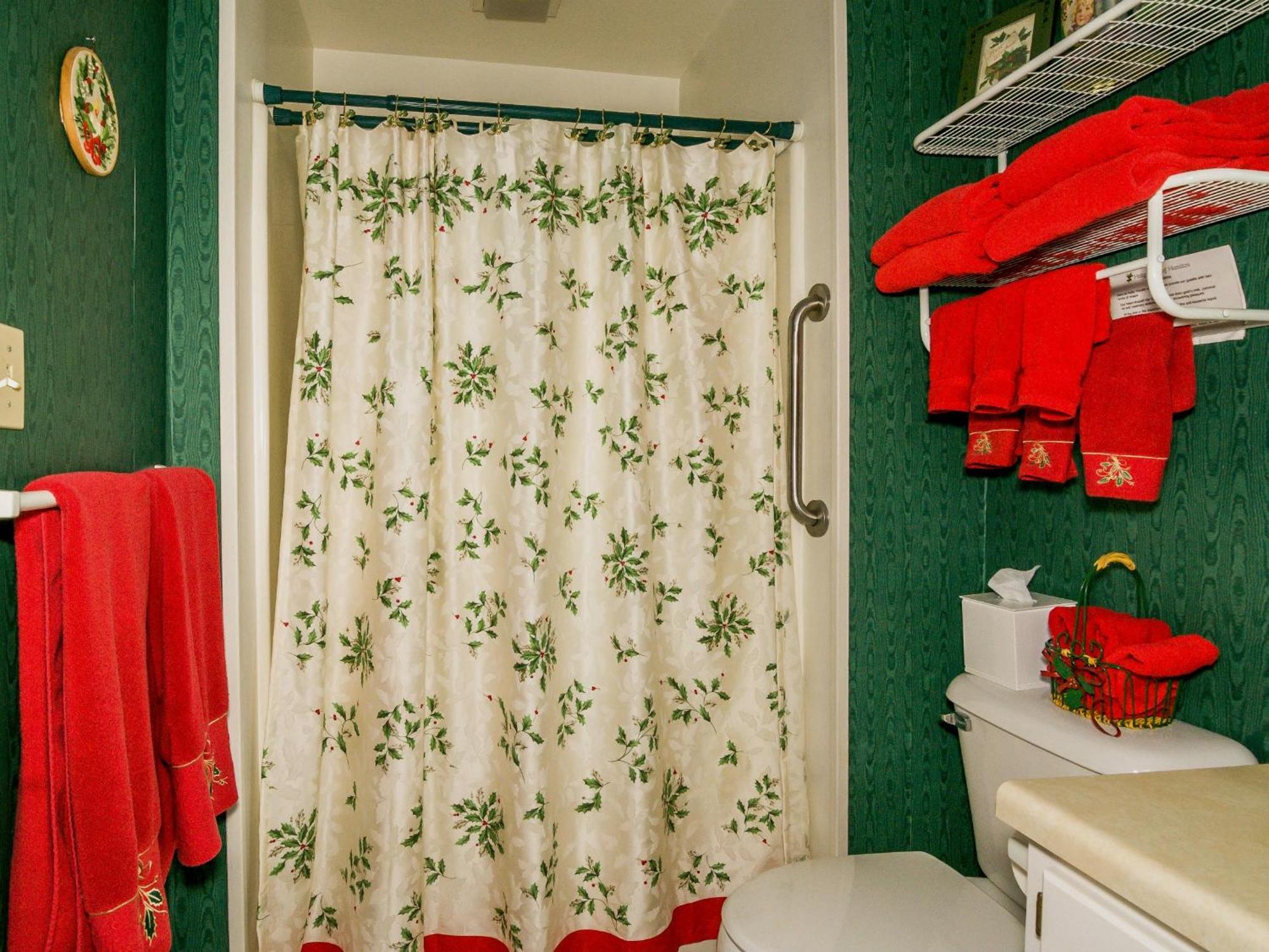 Bed and Breakfast Holly House Of Hamilton Номер фото