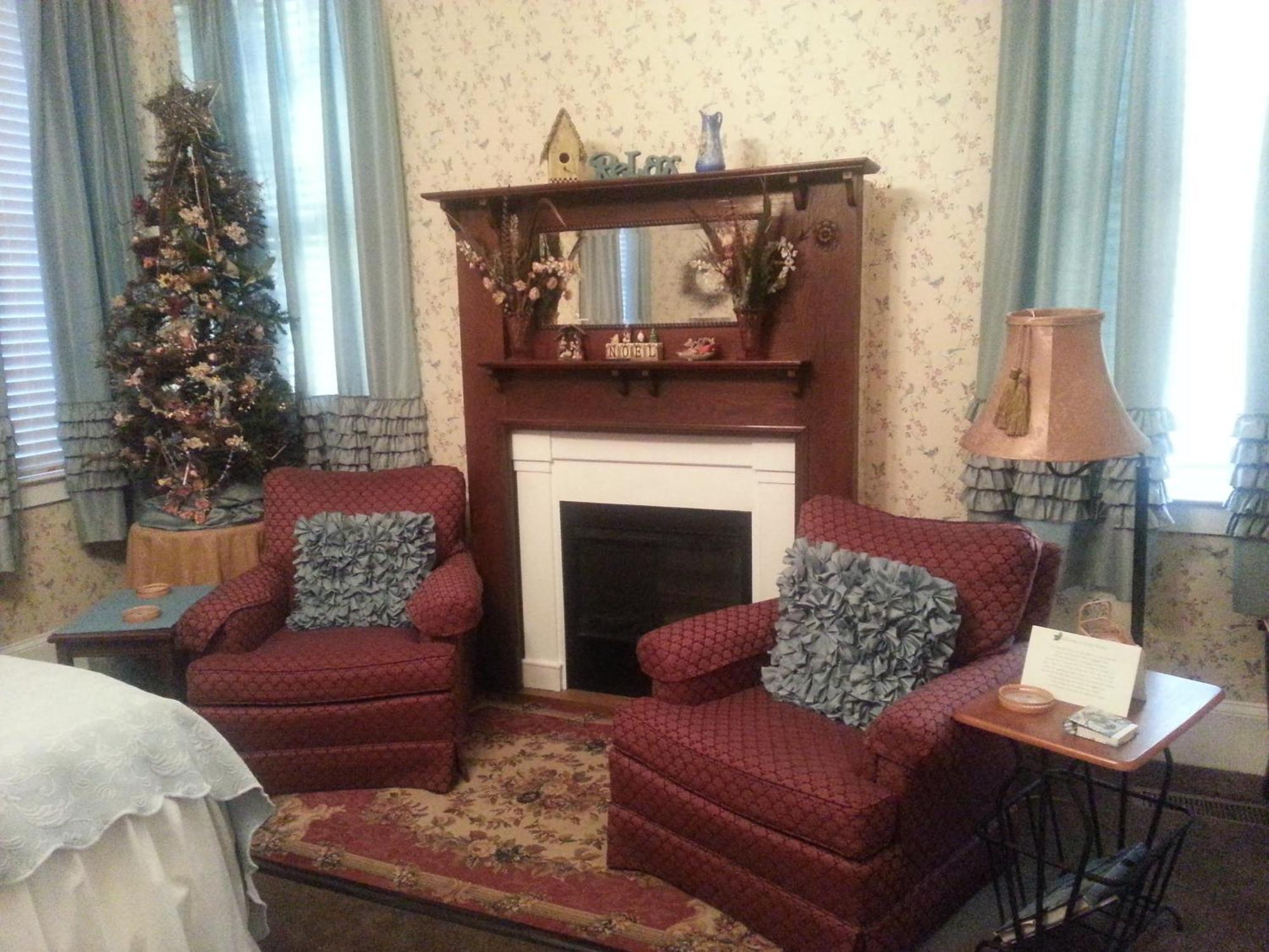 Bed and Breakfast Holly House Of Hamilton Номер фото