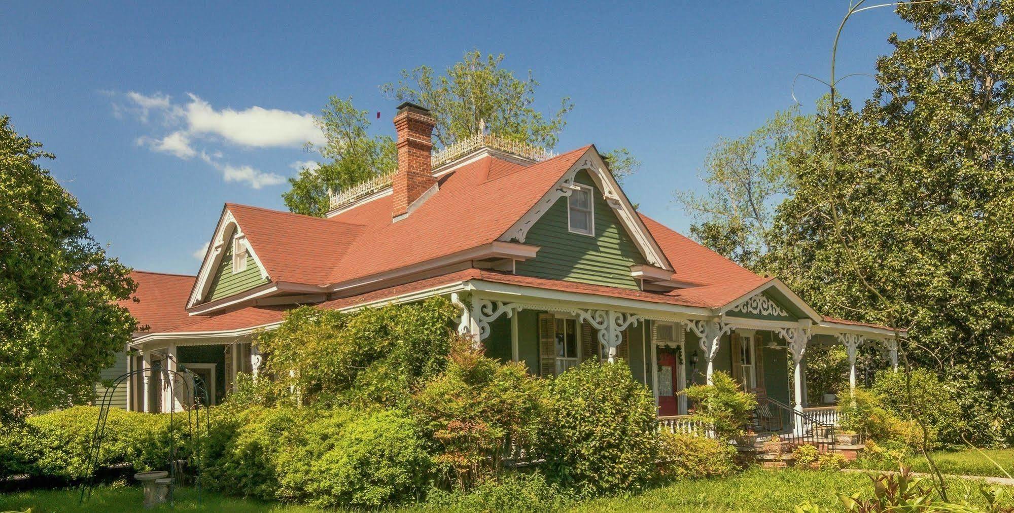Bed and Breakfast Holly House Of Hamilton Экстерьер фото
